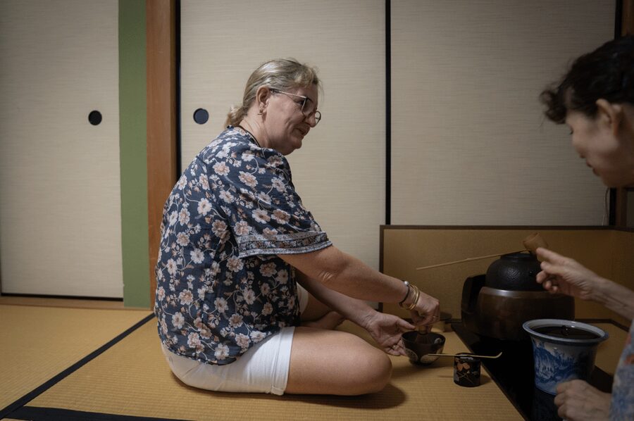 Kyoto: Tea Ceremony Experience in a Small Tea Room - What the praise tells you about the teaching
