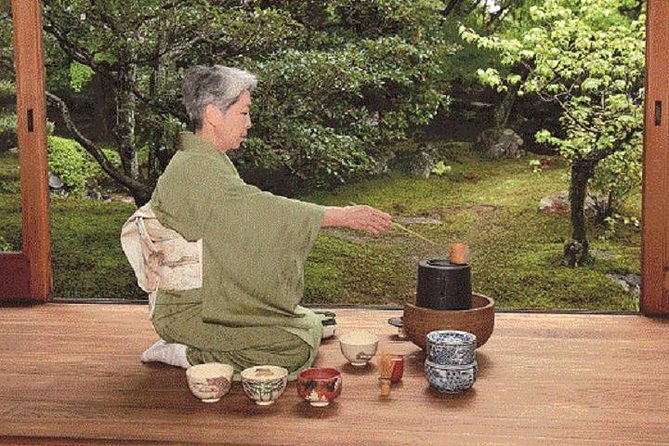 KYOTO Tea Ceremony with kimono near by Imamiya Jinjya Shrine - Choosing your kimono in Nishijin
