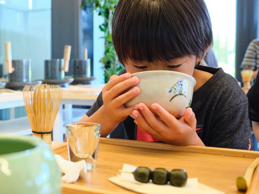 Kyoto: Tea Museum Tickets and Matcha Grinding Experience - What the one-hour format does well