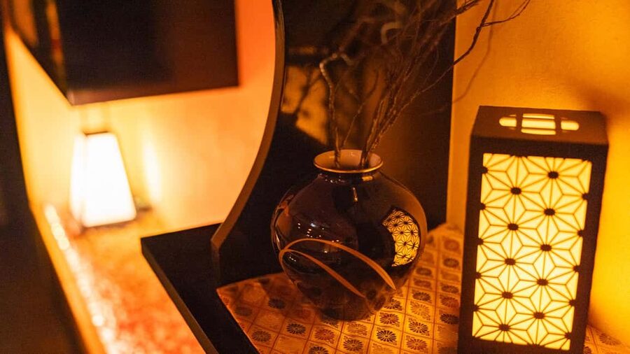 Kyoto: Wazuma Magic Show & Tea Ceremony - The second 30 minutes: Uji matcha and clear English guidance