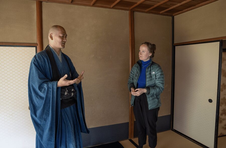 Kyoto: Zen Meditation at a Private Temple with a Monk - Tea, sweets, and questions with the monk