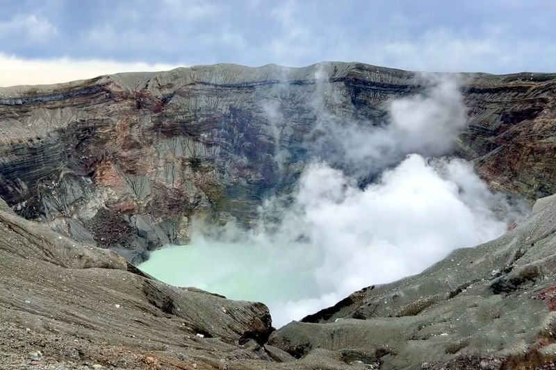 Kyushu: Mount Aso, Kusasenri & Takachiho Gorge Day Tour (Optional Takachiho Boat Ride Experience) - Practical details before you go