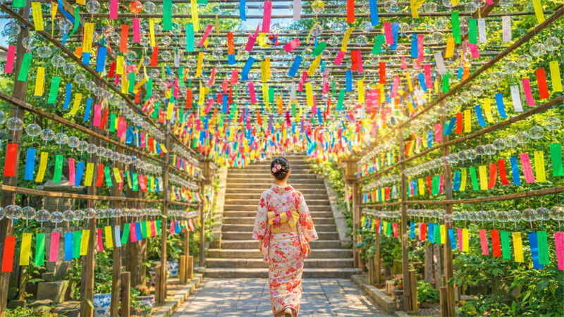 Kyushu One-Day Tour: Yufuin no Mori Train & Yufuin Town & Nyoirin-ji Temple & Dazaifu & Hell Hot Springs (Departing from Fukuoka) - Beppu’s blue pool and geothermal show