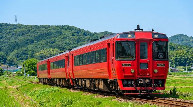 Kyushu One-Day Tour: Yufuin no Mori Train & Yufuin Town & Nyoirin-ji Temple & Dazaifu & Hell Hot Springs (Departing from Fukuoka) - Who should book this Kyushu day trip?