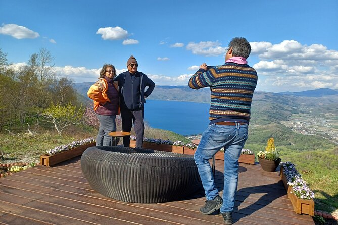 Lake Toya and Noboribatsu Hell Valley Private Day Trip - Lake Toya reveals a volcanic lake with four islands
