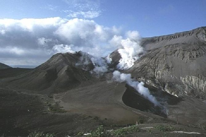 Lake Toya and Noboribatsu Hell Valley Private Day Trip - Lunch is flexible, but plan it yourself