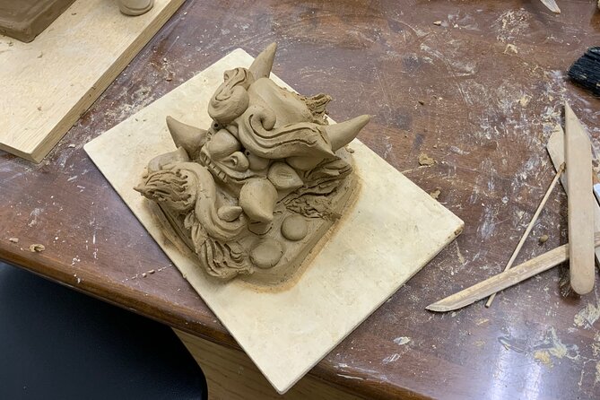 Let's make only one original onigawara in the world!! - Building the face, piece by piece