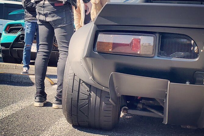 Luxury van Ride to famous car meet up spot Daikoku - Picking the right day and time