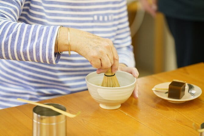 Matcha Grinding Experience and Walking Tour in Uji Kyoto - What the guides add to the experience
