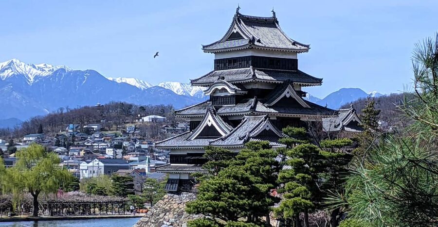 Matsumoto Castle Town Walking Tour - Key points at a glance