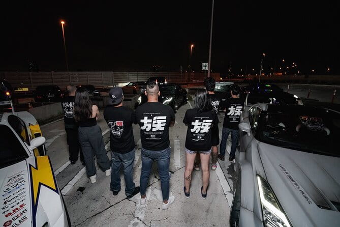 Membership Car Club GTR35 LibertyWalk Daikoku car meet photoshoot - Tokyo Tower closes the night with a classic photo stop