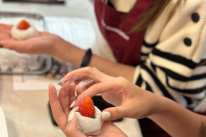 Mochi Sweets Making Class in Tokyo - What the $75 price includes