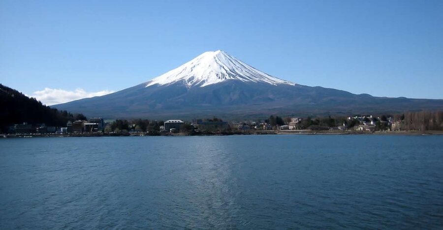 Mount Fuji: Full-Day Tour with Private Van - The 1.5-hour ride to the Fuji Visitor Center