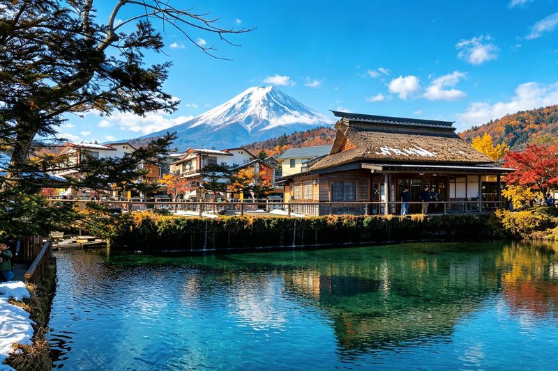 Mount Fuji Six Scenic Spots One-Day Tour: Arakurayama Sengen Park, Hikawa Clock Shop, Oshino Hakkai, Lake Kawaguchiko, Lawson Convenience Store, Lake Yamanakako Swan Feeding (Departing from Tokyo/Shinjuku) - Oishi Park: seasonal color along Lake Kawaguchi