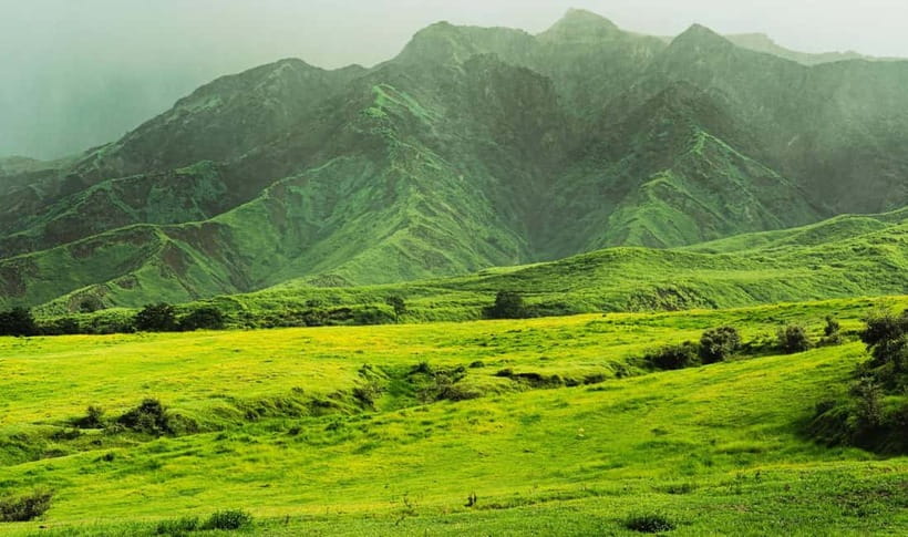 Mt. Aso & Takachiho Gorge Tour with Optional Boat Ride - How the guides shape the experience