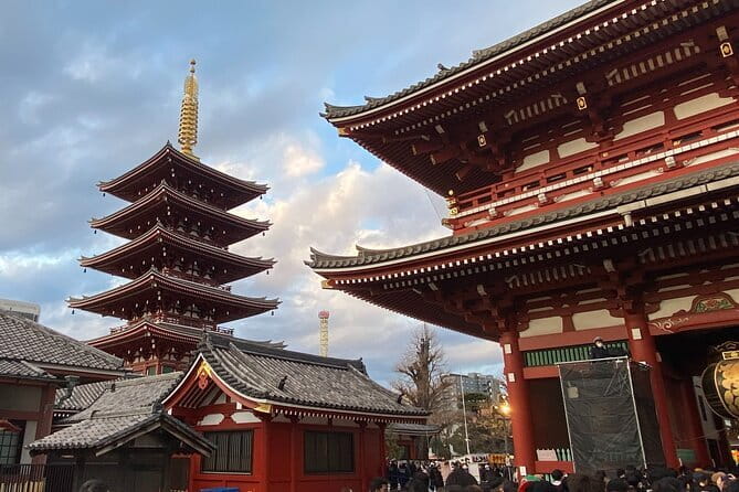 Mt fuji & Hakone customizable day tour w/ English speaking driver - Oshino Hakkai and Iyashi no Sato