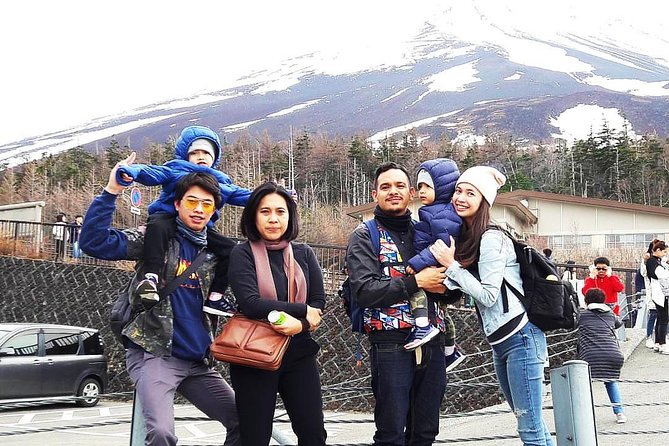 Mt. Fuji & Hakone Private Day Tour with English-Speaking Driver - Lake Yamanaka and Fuji-area viewpoints