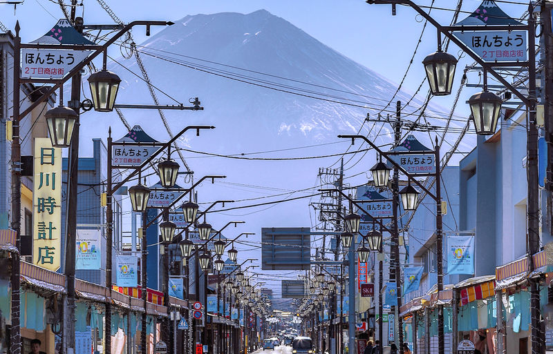 Mt. Fuji Instagram-Worthy Spots Day Tour: Ladder Town, Oshino Hakkai, Lake Kawaguchi, Lawson Convenience Store (Departing from Tokyo Station or Shinjuku Station) - What the price gets you