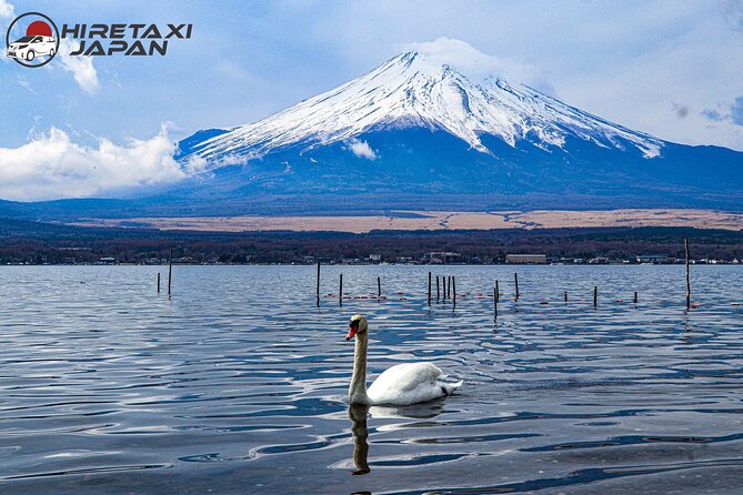 MT. FUJI/ Private Tour delivered and guided by a top-tier driver - Lake Kawaguchiko by boat, with extra costs