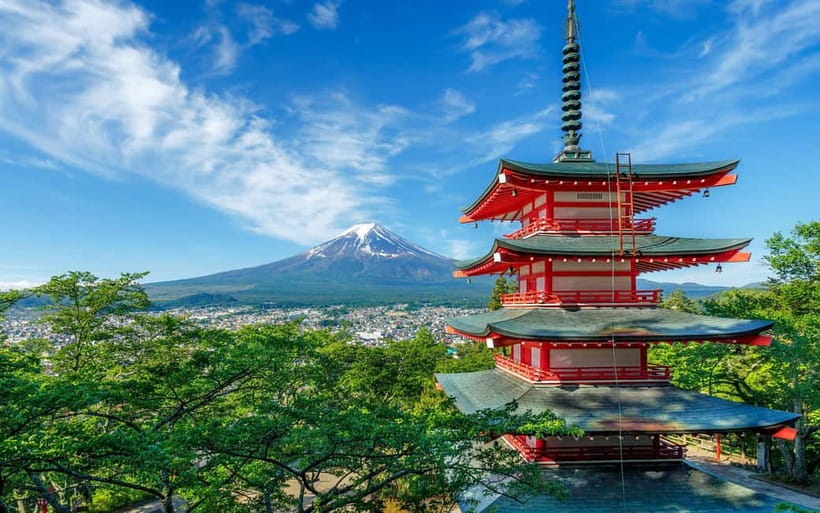 Mt Fuji Top 5 Spots Day Tour: Arakurayama Park,Oshino Hakkai - Lunch, with a little planning required