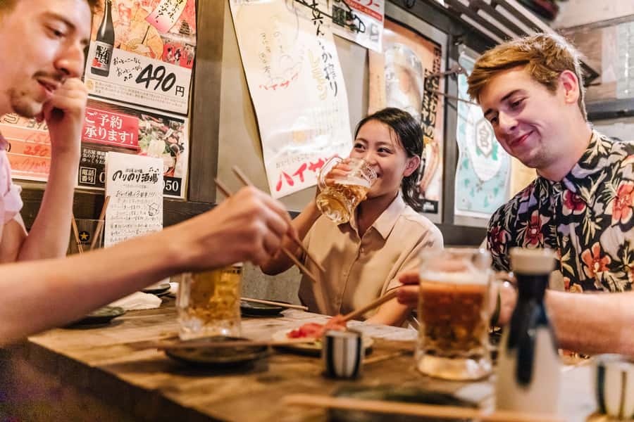Nagoya: Customized Private Tour - Osu, where manga and old temples share the streets