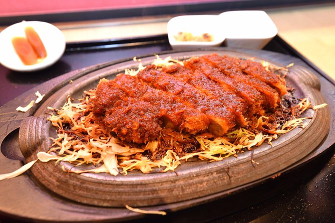Nagoya Highlight Tour guided by a friendly local - Lunch in Sakae with Nagoya specialties