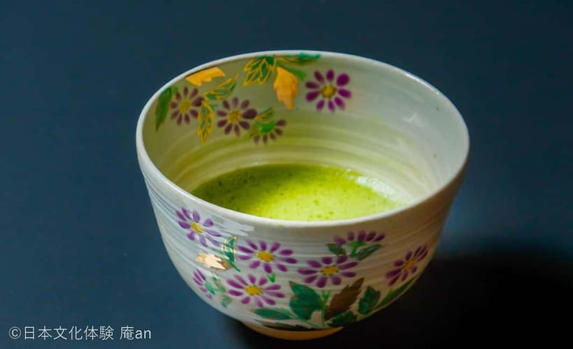 Nagoya: Japanese Traditional Sweets making and Tea Ceremony - English support and the family experience
