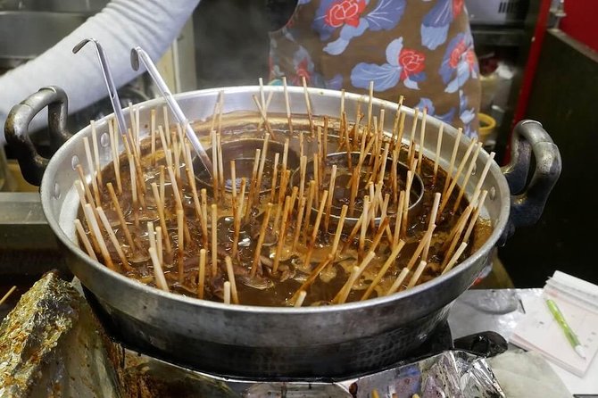 Nagoya Street Food Walking Tour of Osu - Five snacks, but not a full food crawl