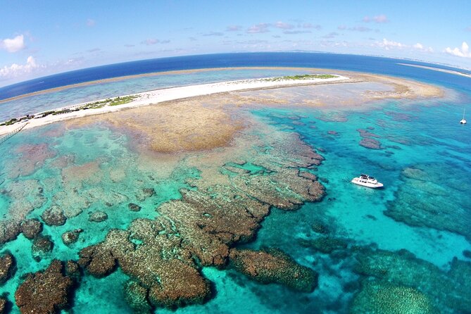 Naha: Full-Day Snorkeling Experience in the Kerama Islands, Okinawa - Second stop: more time in the water