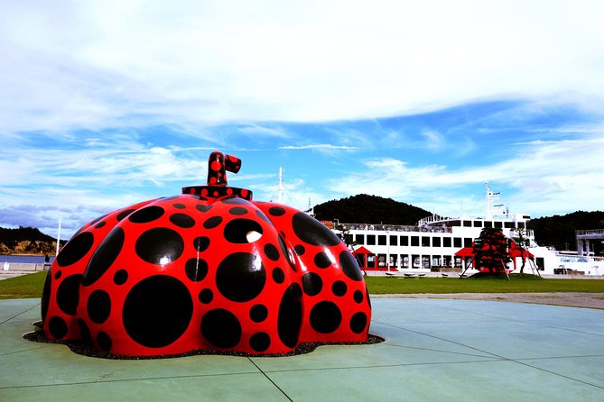 Naoshima private tour by national licensed tourguide - Key points to know before booking