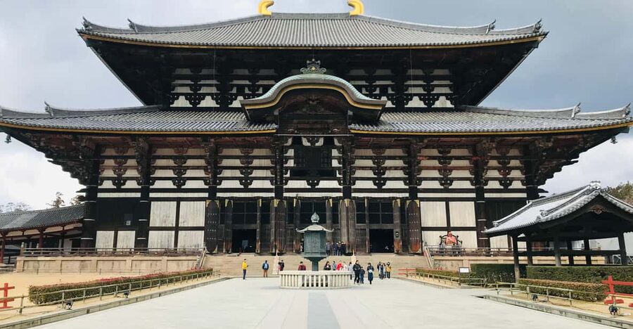 Nara: Essential Private Tour with Deer Park and Temples - Key Points Before You Book