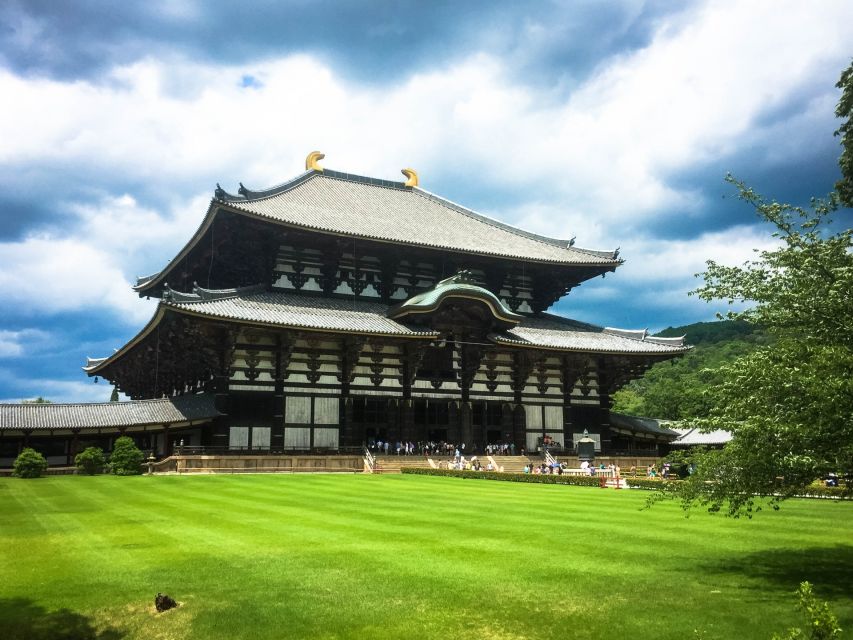 Nara: Private Tour with Private Guide - Kasuga Taisha and the National Treasure Hall