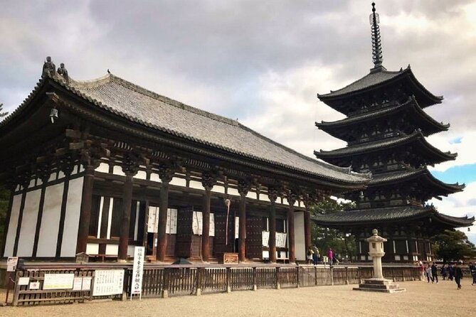 Nara Todaiji Kasuga Taisha Private Full Day Tour From Kyoto - Gyoki Statue and the first look at Nara