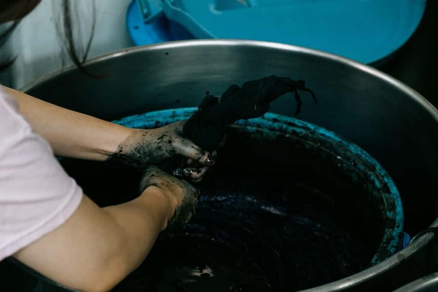 Natural Indigo Dyeing with Local Masters (Private Atelier) - Folding, binding, and the first dip into the vat