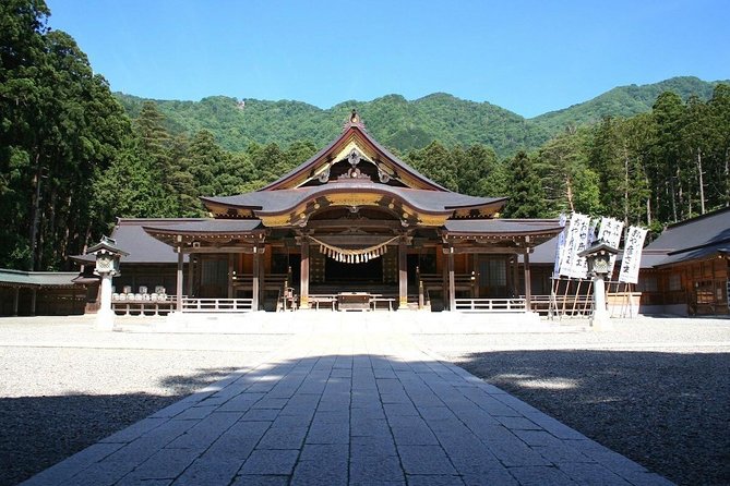 Niigata Full-Day Private Tour with Government-Licensed Guide - Ponshukan: A Fast Introduction to Niigata Sake