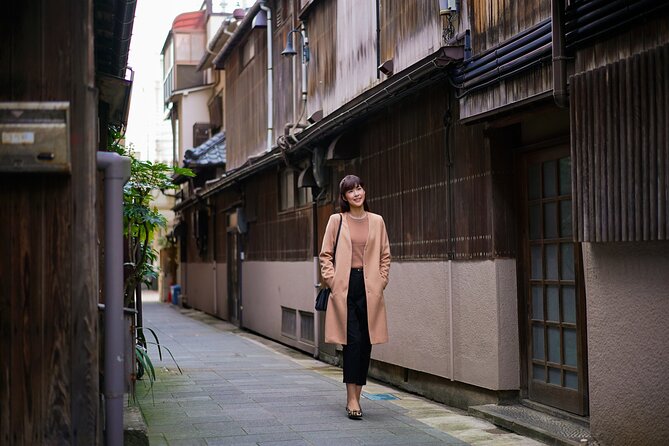 Niigata Full-Day Private Tour with Government-Licensed Guide - The Guide Is the Main Value