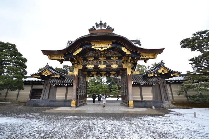 Nijo Castle and Imperial Palace Visit with Guide - Why these two sites belong together