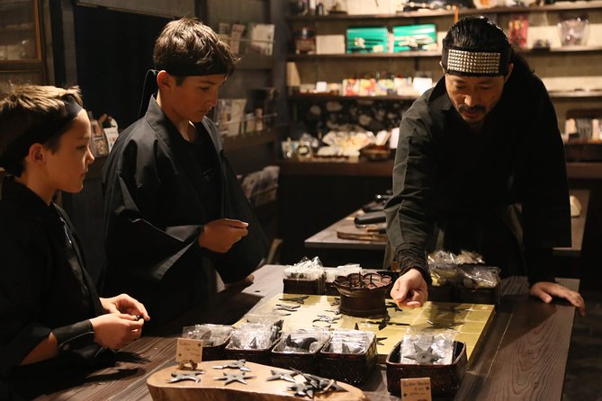 Ninja 1-hour Hands-on Lesson by Japanese master in Kyoto -Entry - Entering the dojo in central Kyoto