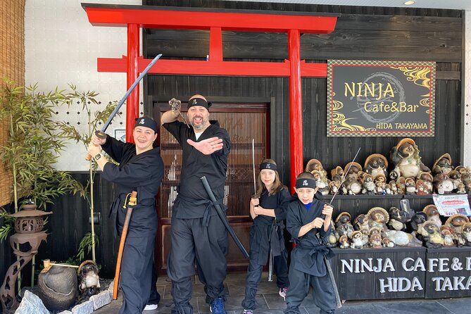 Ninja Experience in Takayama - Basic Course - Shuriken, blowpipes, and the limits of one hour