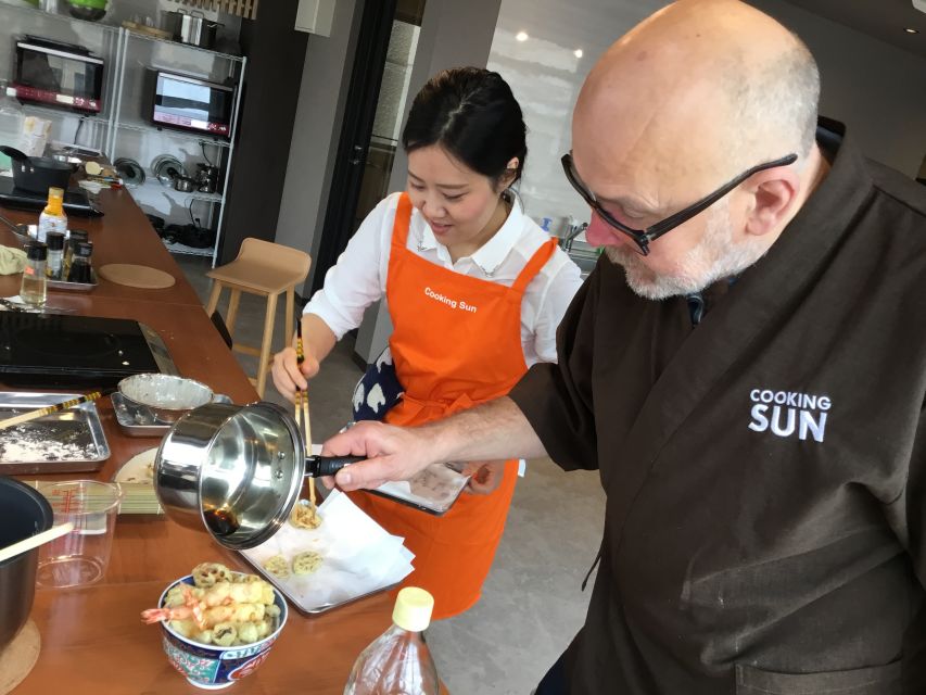 Nishiki Market Food Tour with Cooking Class - What the 150-minute schedule feels like