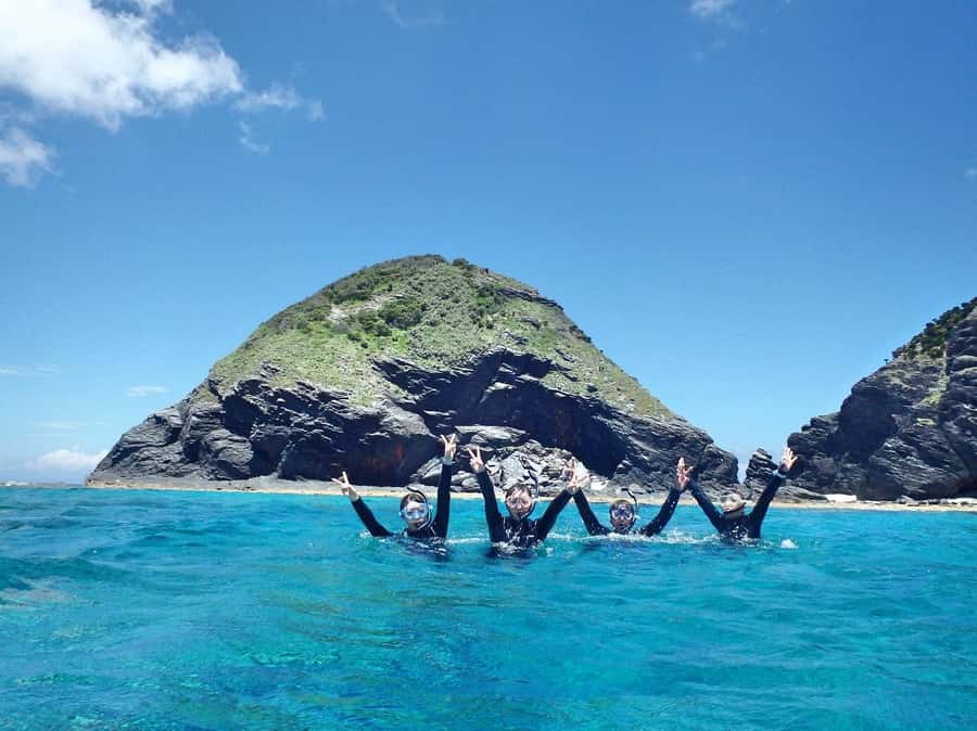 Okinawa : Kerama Whole Day Snorkeling Tour From Chatan/Naha - How the $94 price measures up