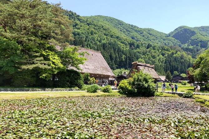 [One-day bus tour departing from Kanazawa Station] Shirakawa-go and Gokayama - Two World Heritage Villages Enjoyable Bus Tour - Timing, weather, and the practical trade-offs