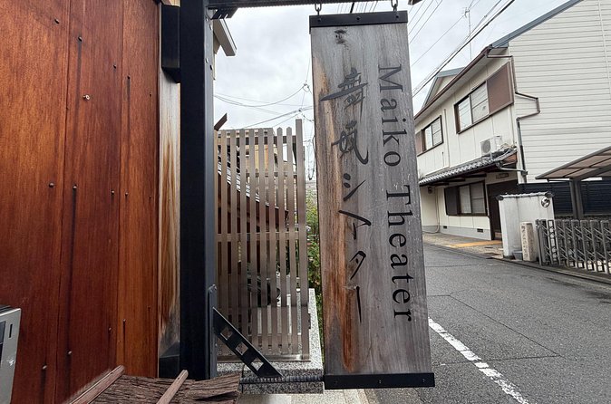 One Hour Geisha Show in Gion Kyoto - What the $79.26 price buys you