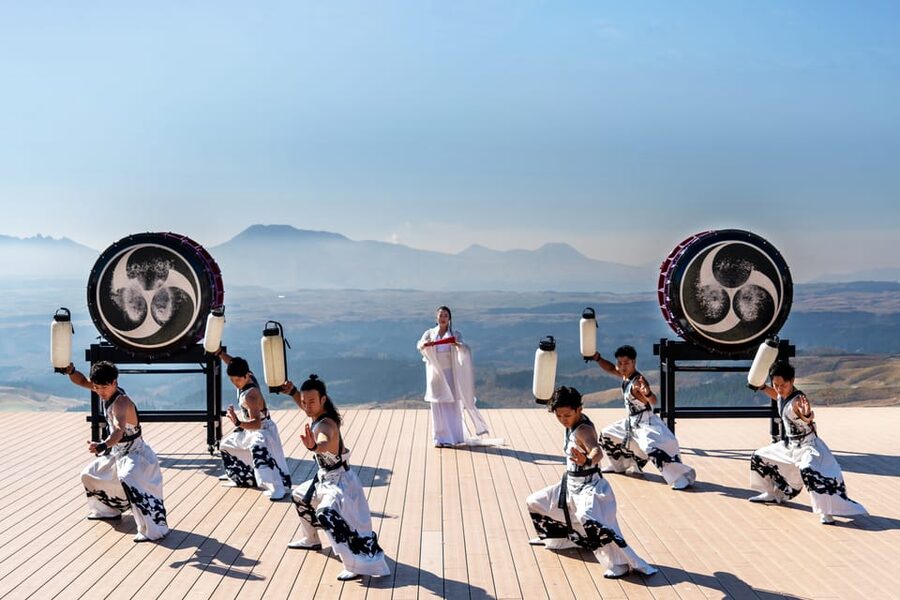 Open-air theater "Tao- no-Oka" Drum TAO Live performance - Should you book TAO-no-Oka?