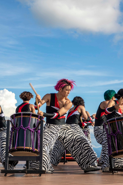 Open-air theater "Tao- no-Oka" Drum TAO Live performance - Rain plans and the indoor performance