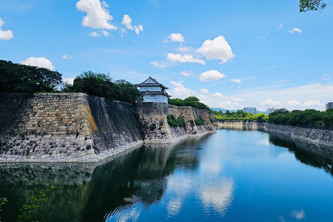 Osaka Castle Walking Tour and Castle Tower Admission - Why Osaka Castle is better with a guide