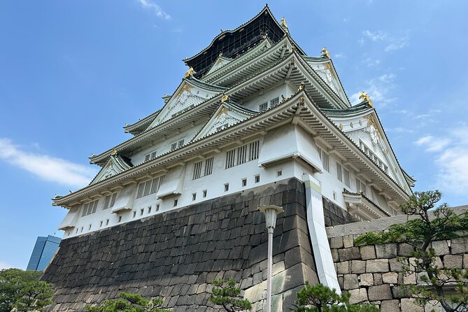 Osaka Castle Walking Tour and Castle Tower Admission - Inside the main keep and castle museum