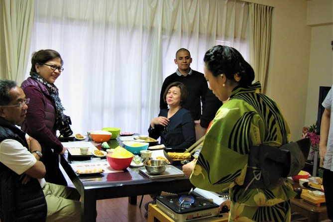Osaka Cooking Class: Okonomiyaki &Japanese cuisines experience - A home kitchen instead of a cooking school