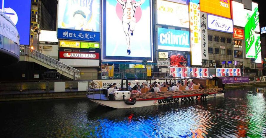 Osaka: Dotonbori District River Cruise with Drink Discount - Why this short cruise works in Dotonbori