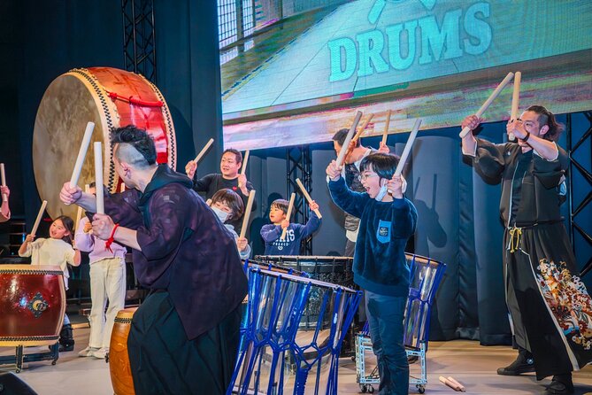 OSAKA:Feel the Power! Learn Taiko Drum from Professionals - The video and photo are useful souvenirs